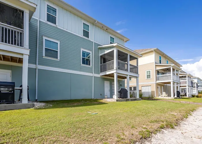 6618 Carlinga Drive By Pkrm Holiday home Pensacola